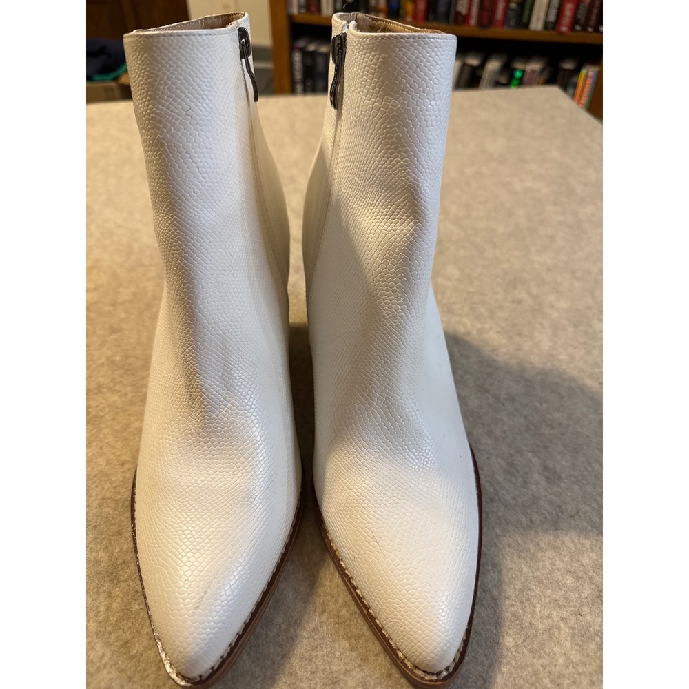 DV by Dolce Vita White Snakeskin Embossed Pointed Toe Ankle Boots Heel